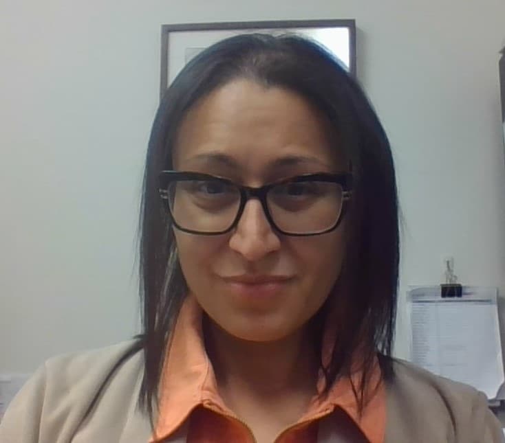 Portrait of Mrs. Ariselys Cruz, Principal
